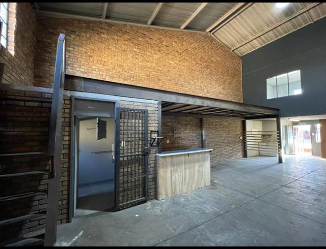 INDUSTRIAL PROPERTY TO RENT IN HENNOPSPARK